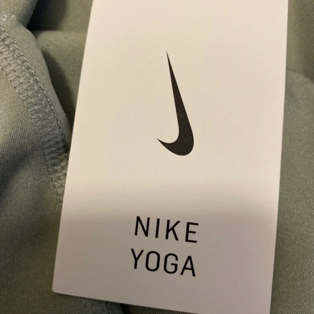 Nike Yoga Luxe 7/8 High Waisted Tights Iron Grey‎ Womens Medium CU5293-073